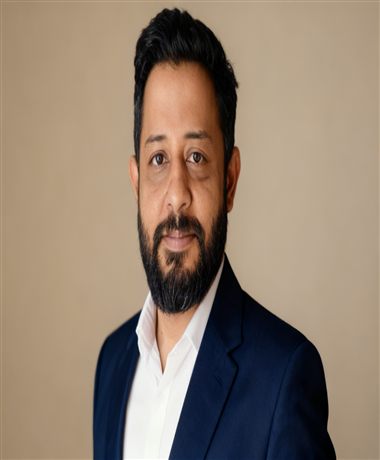 Naz Khan, Founder of Lexl
